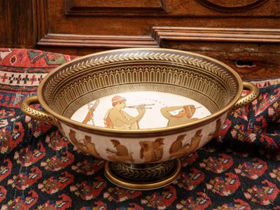Vaso a Coppa Kylix in Porcellana Tedesca