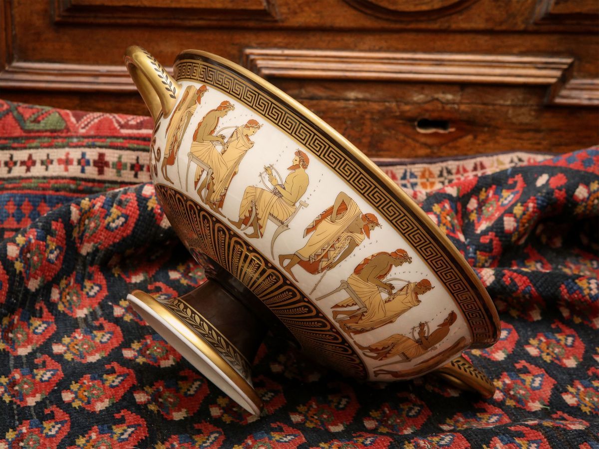 Vaso a Coppa Kylix in Porcellana Tedesca