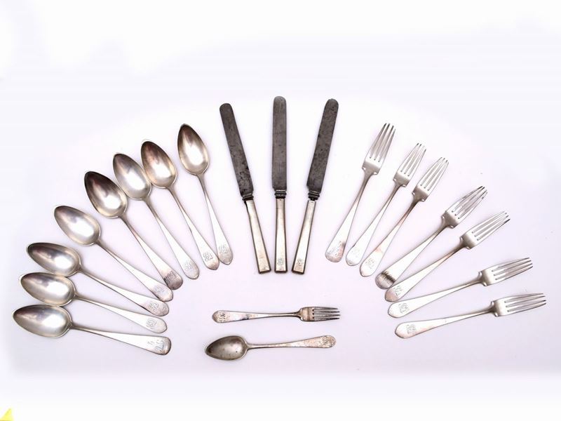 Assortimento di Posate in Argento