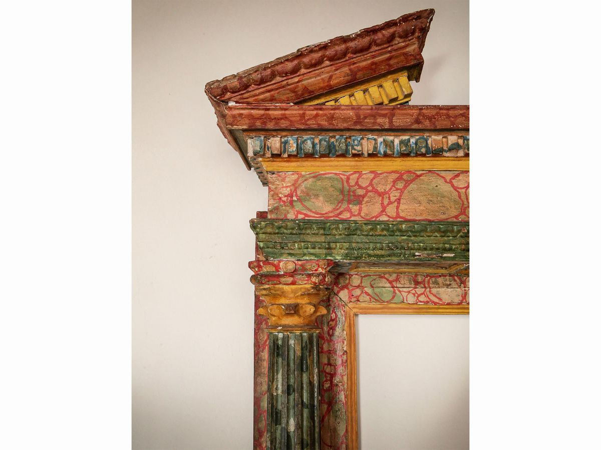Grande Cornice Architettonica in Legno Tenero