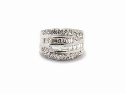 Anello a Fascia Damiani in Oro Bianco con Diamanti
