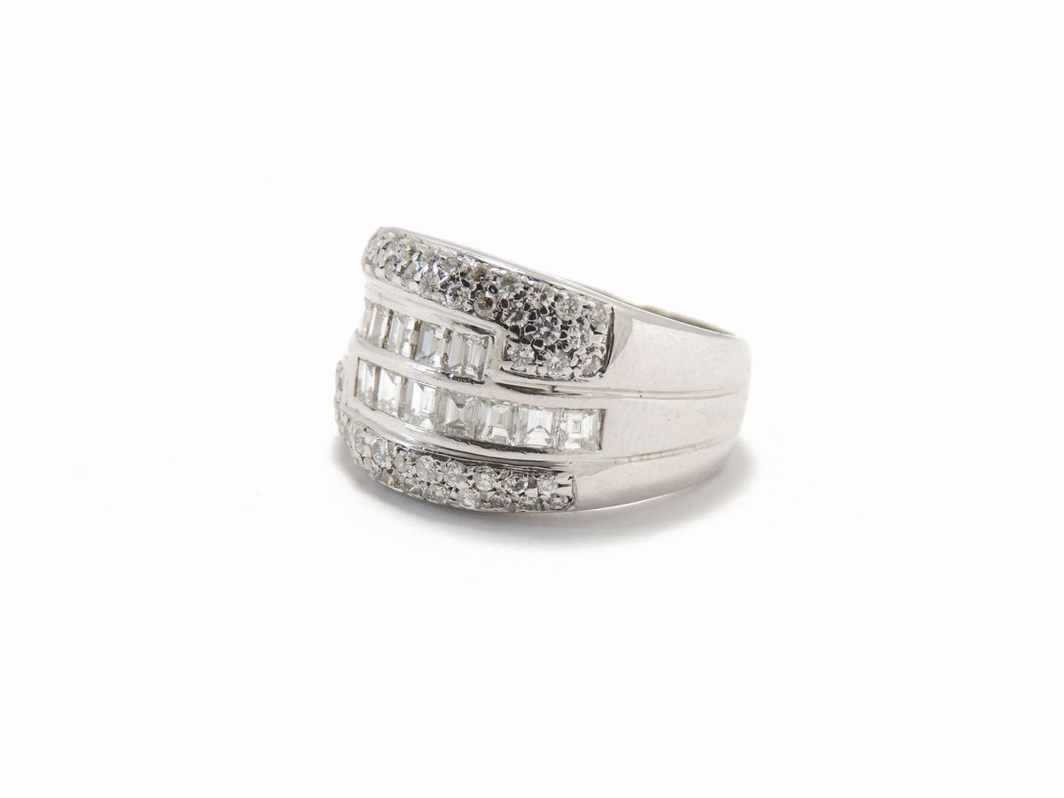 Anello a Fascia Damiani in Oro Bianco con Diamanti