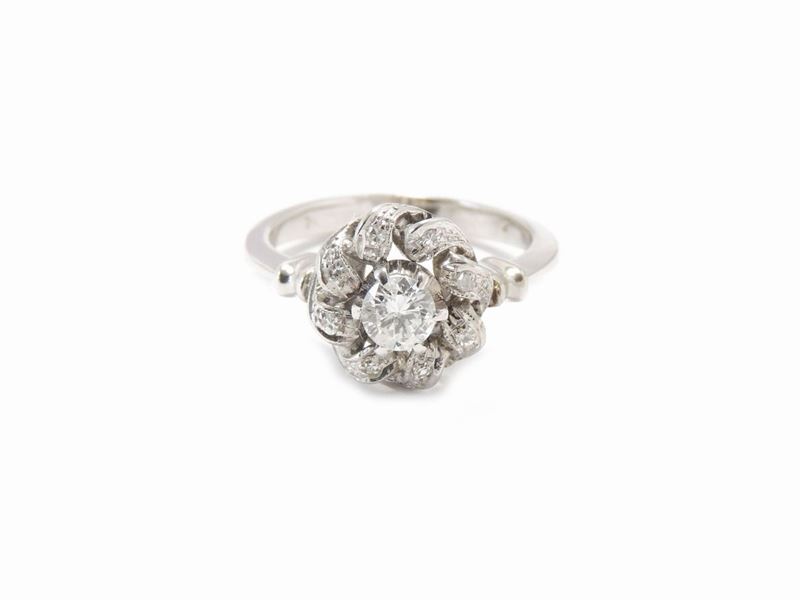 Anello in Oro Bianco con Diamanti