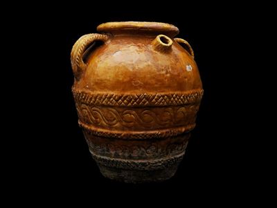 Orcetto in Terracotta Smaltata Color Ocra