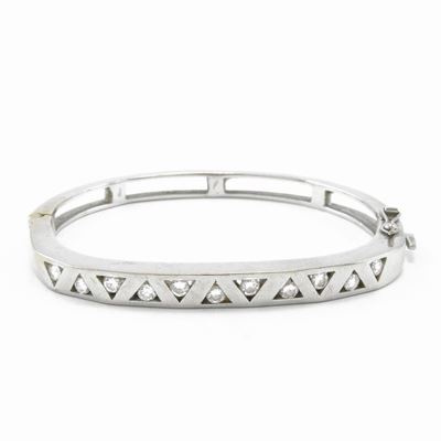 Bracciale Rigido in Oro Bianco con Diamanti
