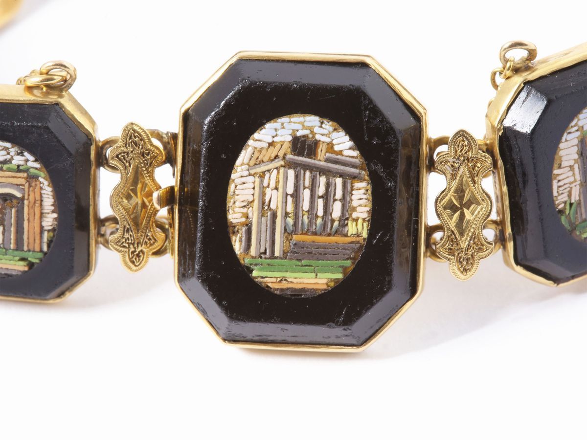 Bracciale in Oro Giallo con Micromosaici su Pasta Vitrea Nera