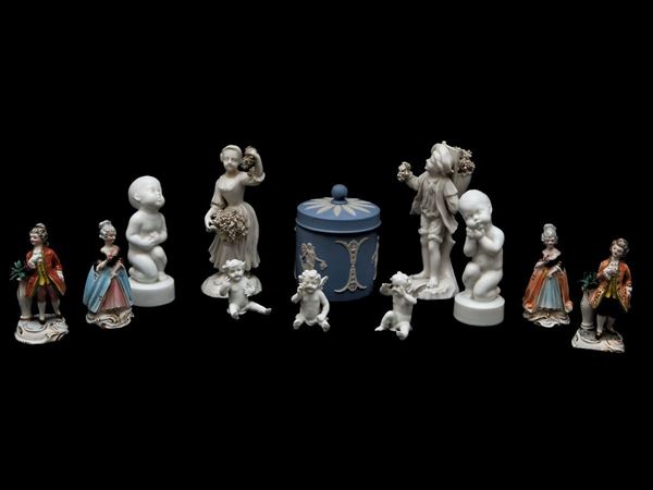 Miscellaneous porcelain trinkets