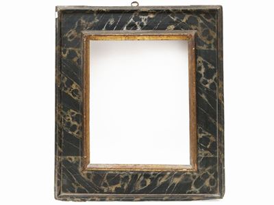 Cornice a Cassetta in Legno Dipinto Ad Imitazione del Marmo Nero
