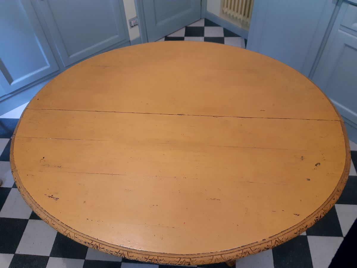 Tavolo da Pranzo in Legno Laccato Color Ocra