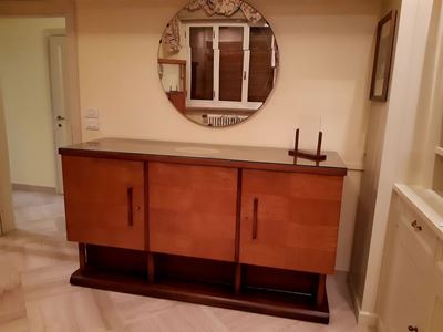 Credenza Impiallacciata in Satinwood ed Altre Essenze
