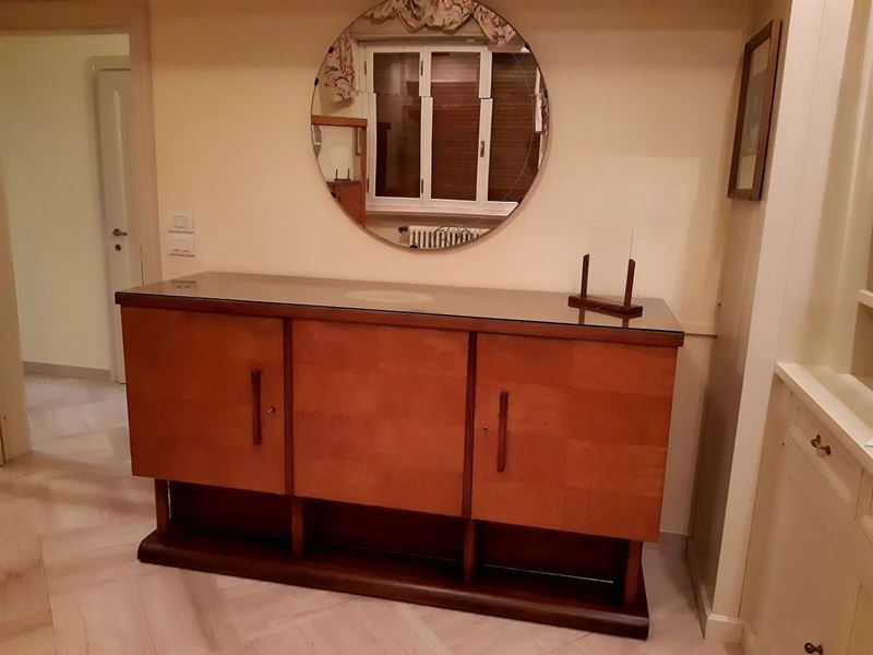 Credenza Impiallacciata in Satinwood ed Altre Essenze
