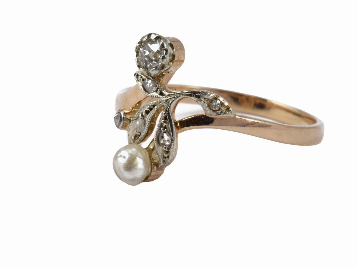Anello Liberty in Oro Rosa e Argento con Diamanti e Perla
