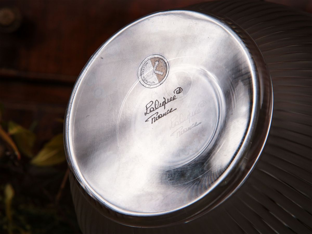 Bottiglia e Piccolo Vaso in Cristallo Lalique