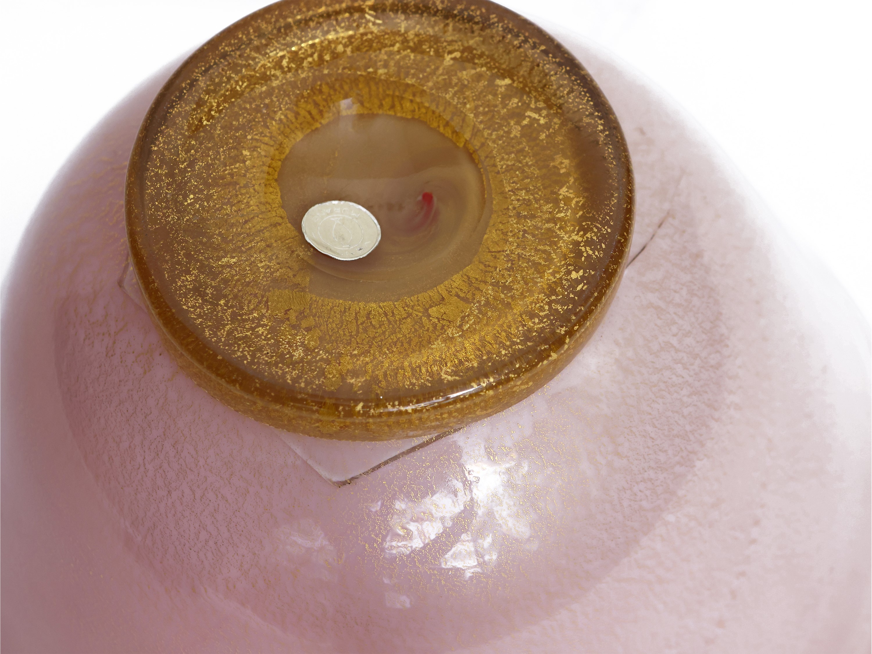 Vaso in Vetro Soffiato Venini con Inclusioni Dorate.