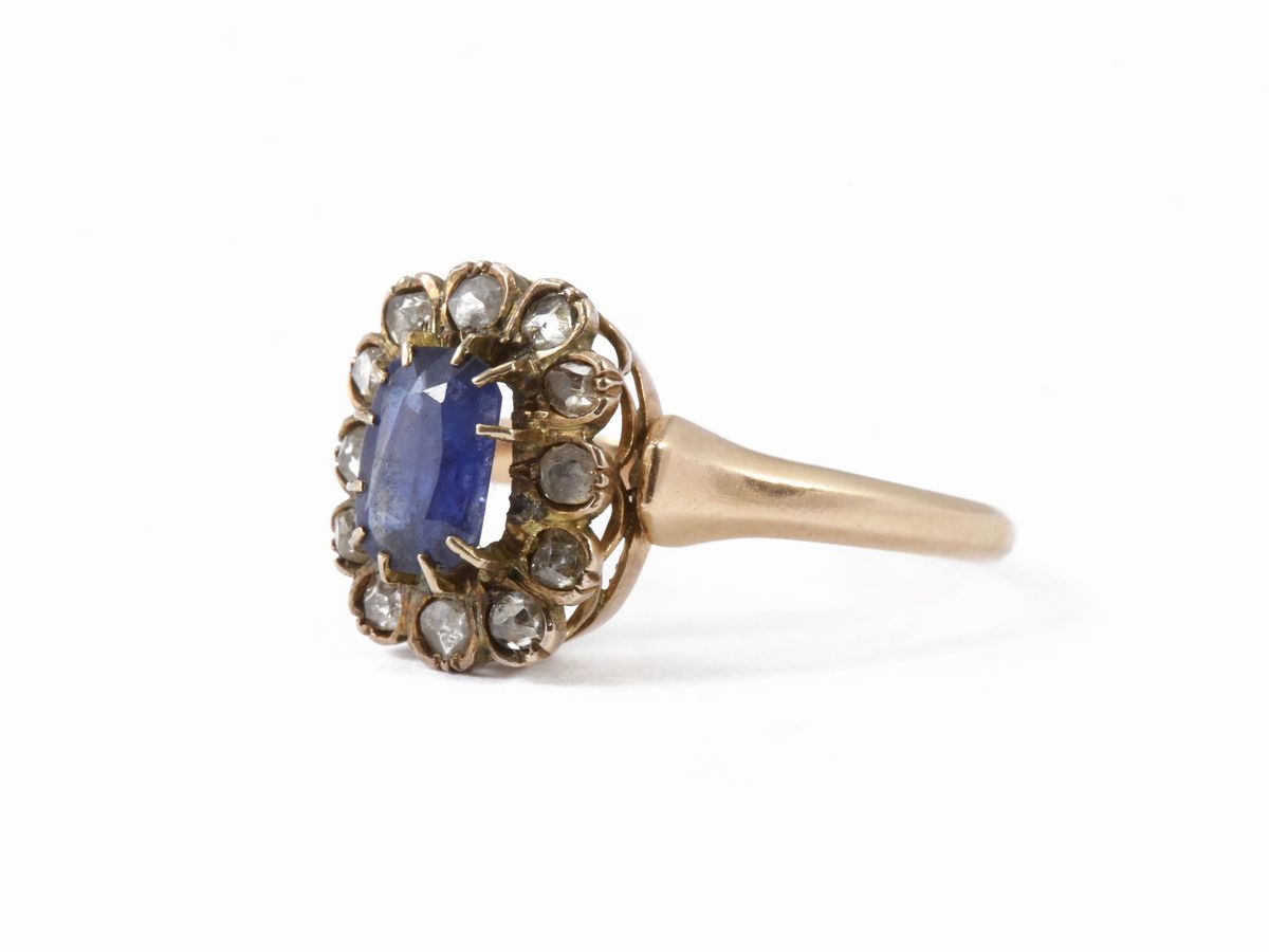 Anello in Oro Rosa a Basso Titolo con Diamanti e Zaffiro