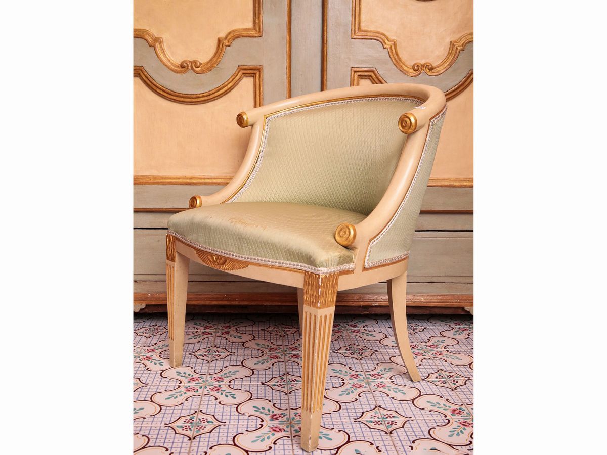 Coppia di Poltroncine a Pozzetto