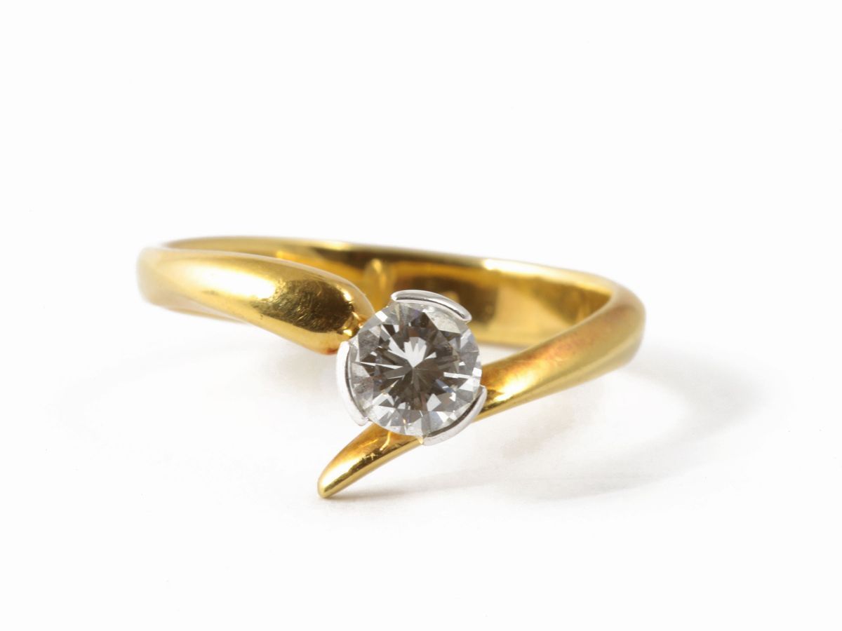 Anello Solitario Damiani in Oro Bianco e Giallo con Diamante