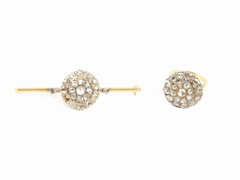 Demi Parure Anello e Spilla in Oro Giallo e Argento con Diamanti