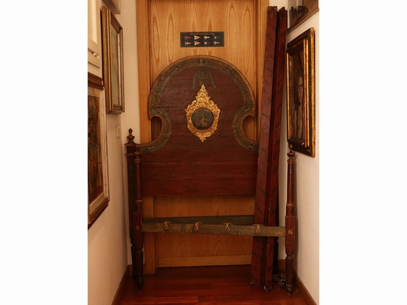 Letto Singolo in Legno Laccato