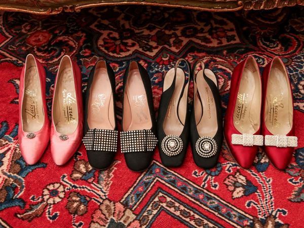 Lotto di scarpe vintage in seta e strass