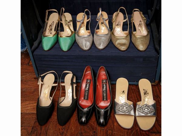 Lot of vintage shoes