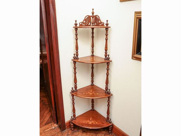 Corner etagere with spiral supports