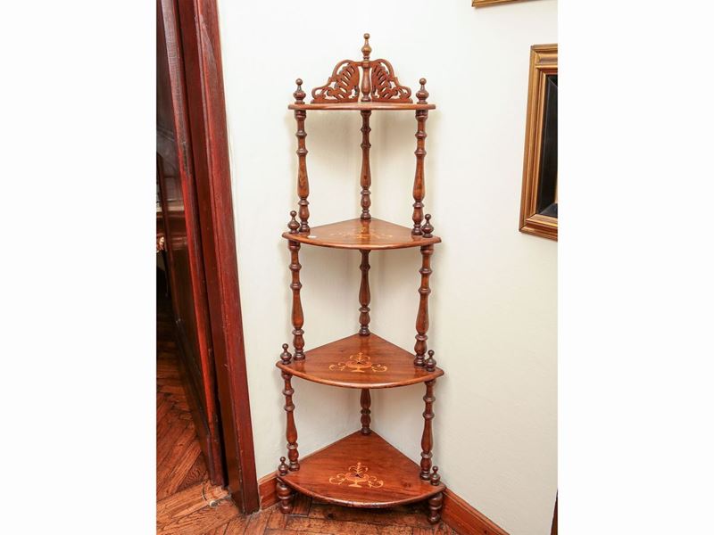 Etagere Ad Angolo con Sostegni a Girali