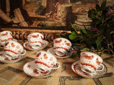 Serie di Dodici Tazze da Tè o Caffè Lungo in Porcellana, "galletti", Richard Ginori