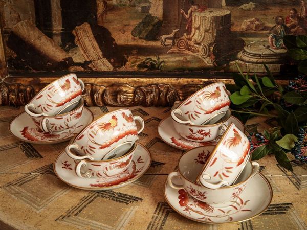 Serie di dodici tazze da brodo in porcellana, "Galletti", Richard Ginori
