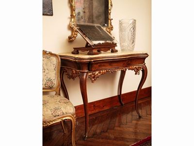 Piccola Console in Noce