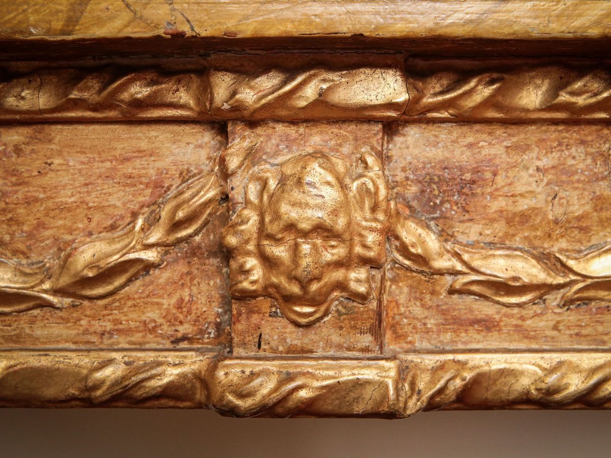 Tavolo a Muro in Legno Dipinto e in Parte Dorato