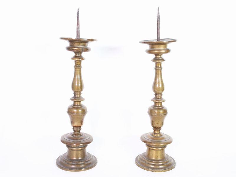 Coppia di Torciere in Bronzo