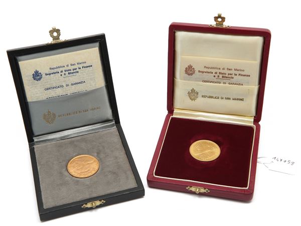 Due monete da 5 scudi in oro  (San Marino, 1977-1979)  - Asta Una raccolta di monete in oro e argento - Maison Bibelot - Casa d'Aste Firenze - Milano