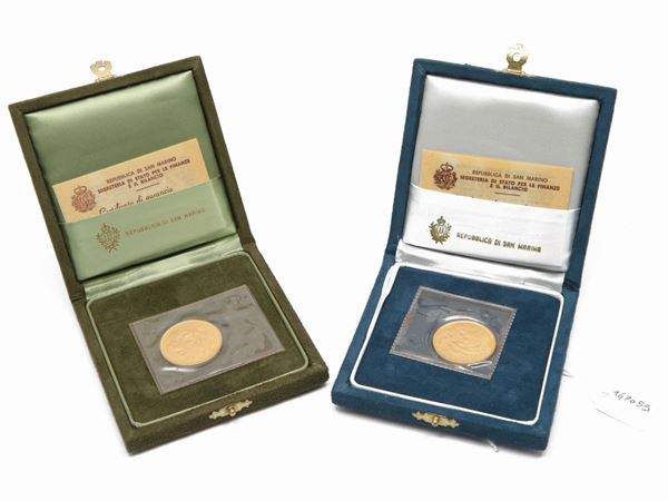 Two gold 5 scudi coins