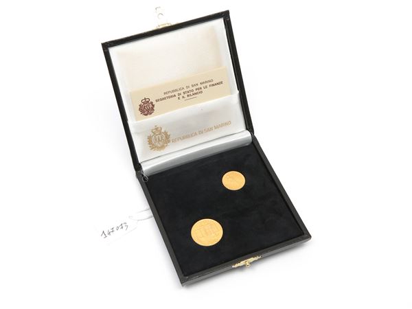 A set of 1 and 2 gold scudi coins