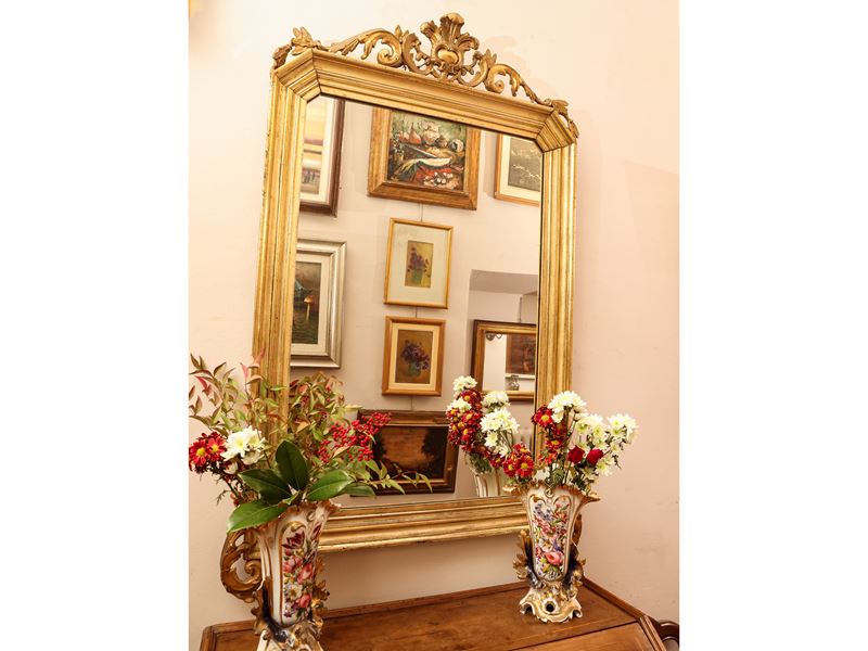 Specchiera con Cornice in Legno e Pastiglia Dorata