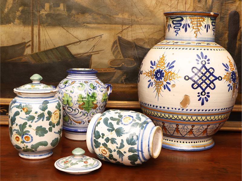 Lotto di Accessori in Ceramica e Terraglia