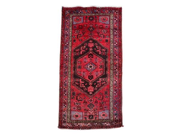 Piccolo tappeto persiano di vecchia manifattura