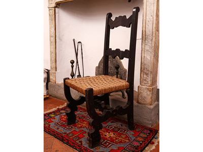 Set con Poltroncina e Coppia di Sedie En Pendant in Faggio Patinato