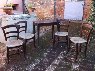 Tavolino Rustico in Noce