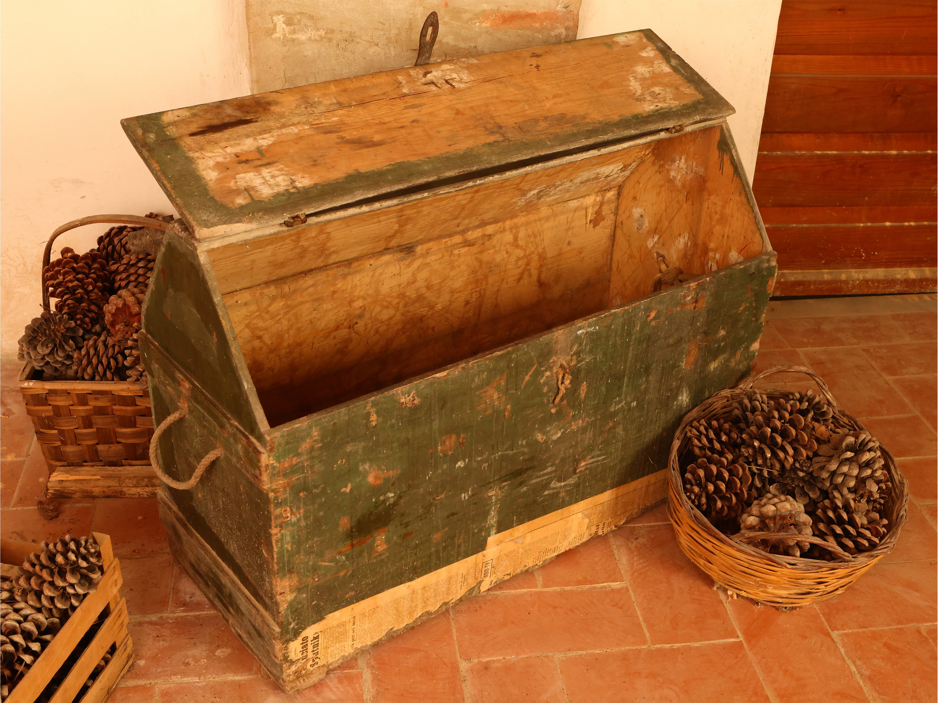 Grande Cassa da Viaggio in Legno Laccato Verde