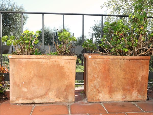Pair of terracotta planters  - Auction The art of furnishing - Maison Bibelot - Casa d'Aste Firenze - Milano