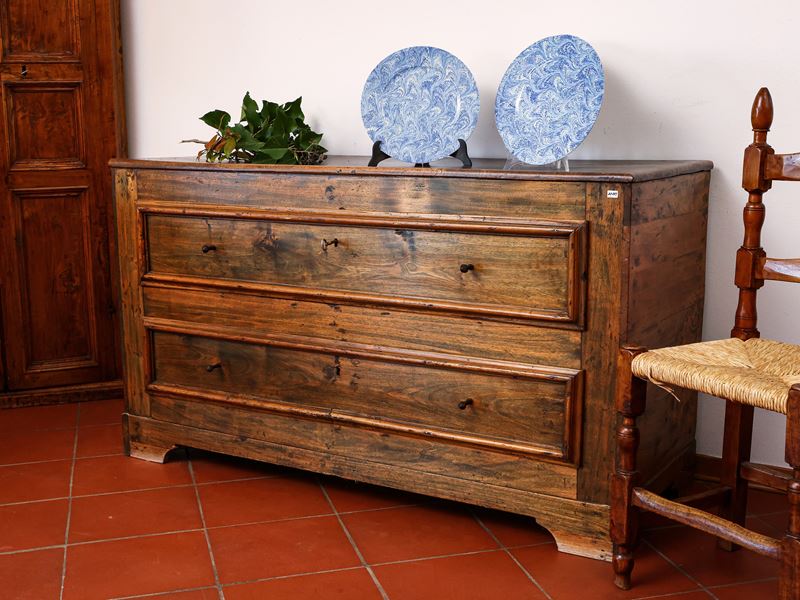 Cassettone Rustico in Noce