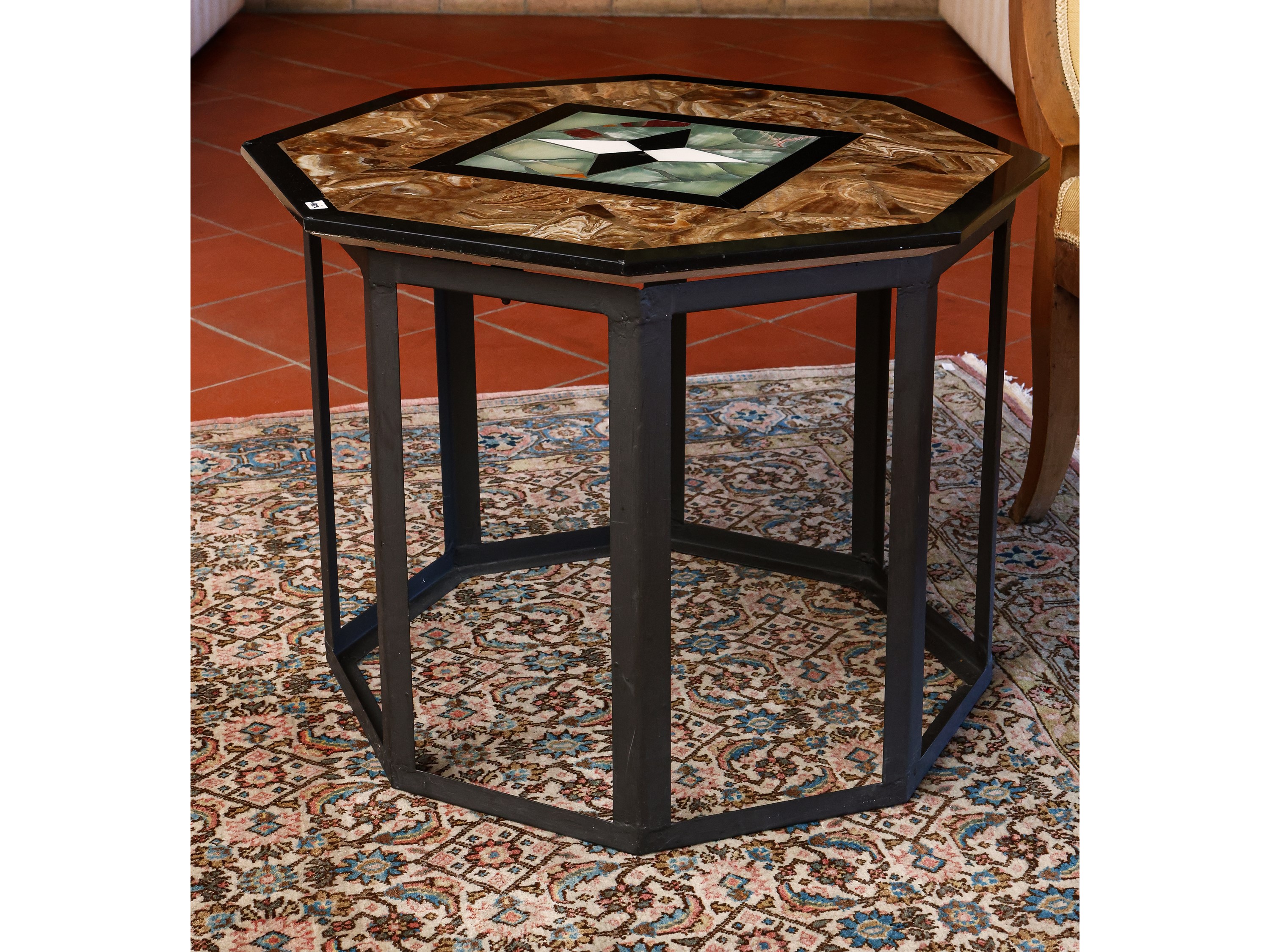 Tavolino Basso da Appoggio in Pietre Dure
