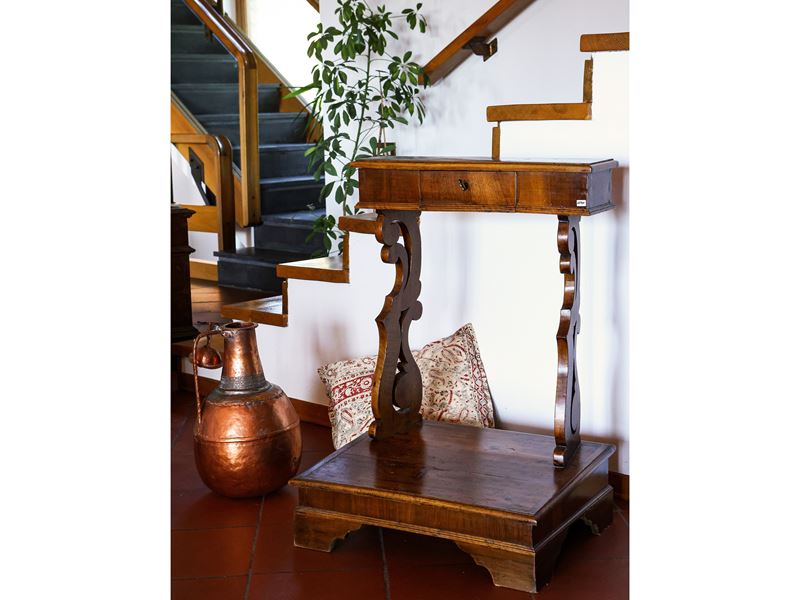 Inginocchiatoio in Noce e Legno Tenero