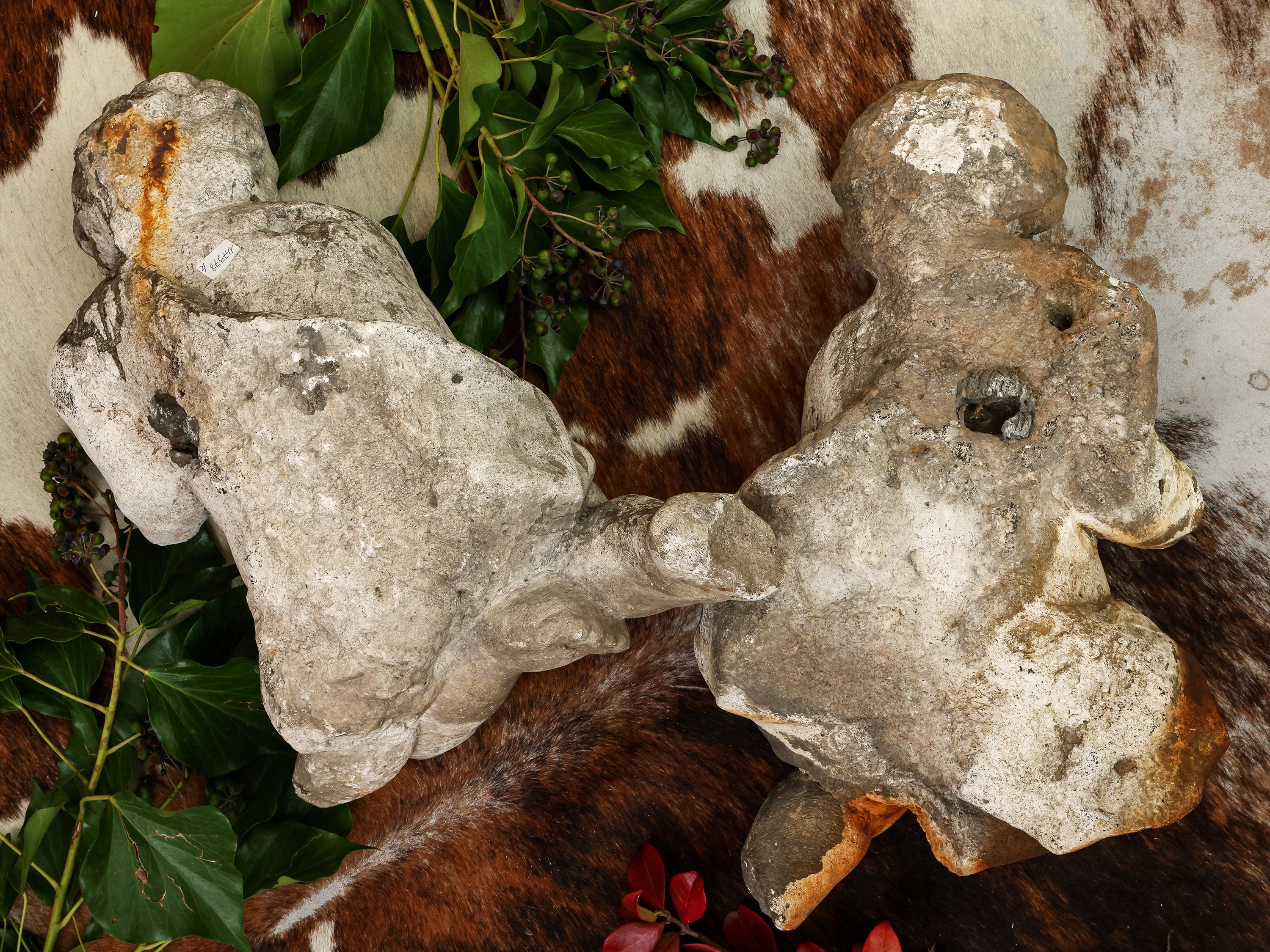 Coppia di Putti in Pietra