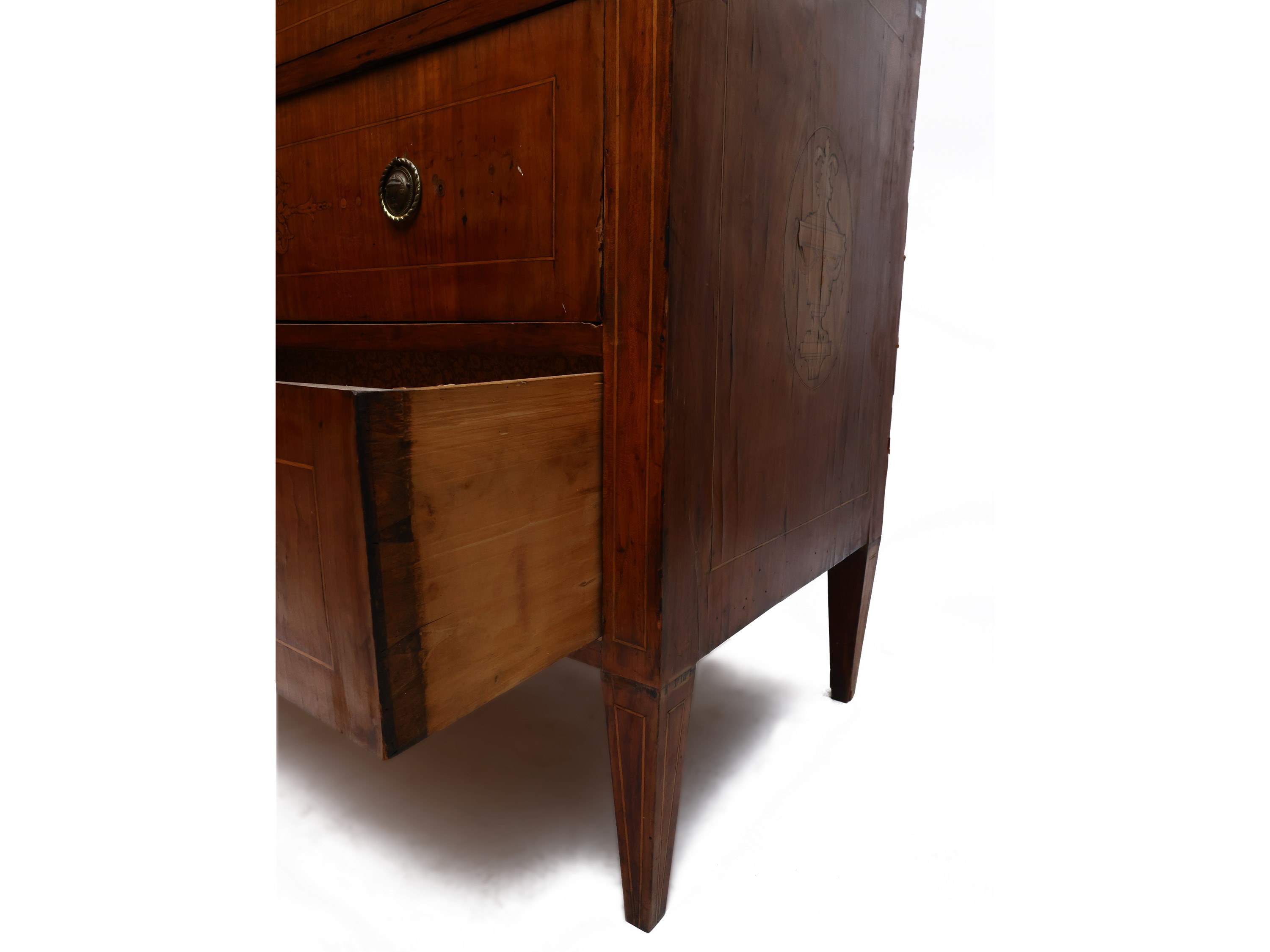 Cassettone in ciliegio