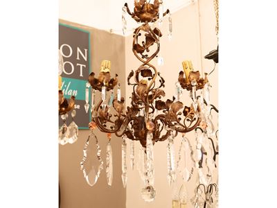 Coppia di Piccoli Lampadari in Metallo Dorato