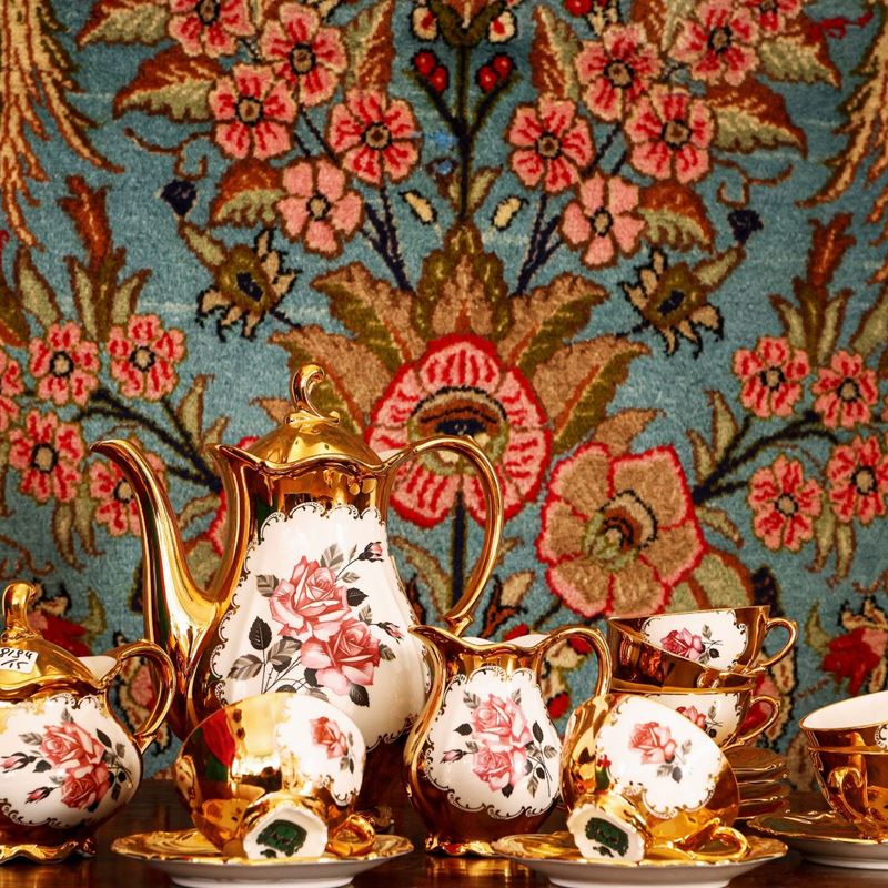 Servizio da Caffè in Porcellana Dorata