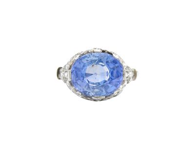 Anello in Platino con Diamanti e Zaffiro